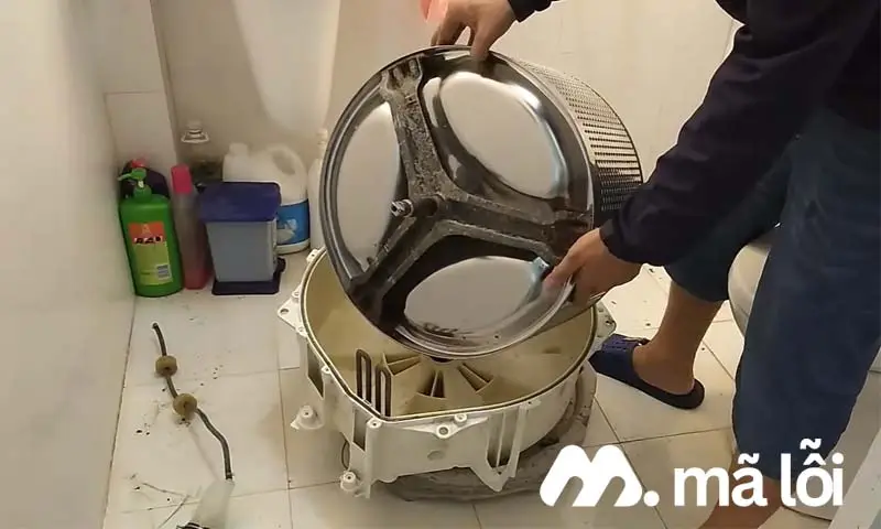 Cách khắc phục lỗi E13 máy giặt Electrolux Cách khắc phục lỗi E13 máy giặt Electrolux