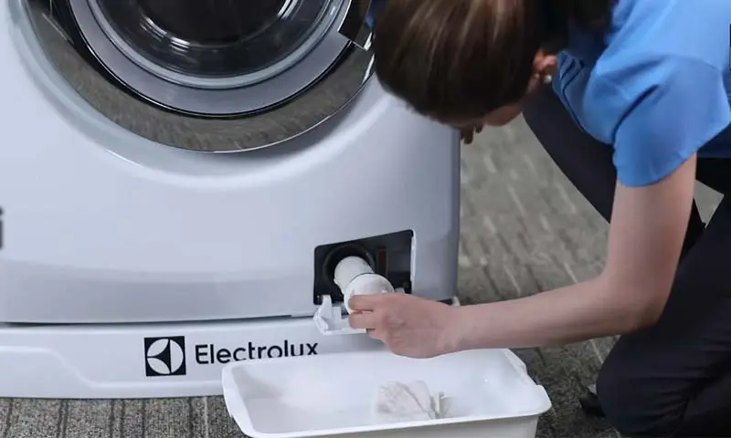 Cách khắc phục lỗi E20 máy giặt Electrolux